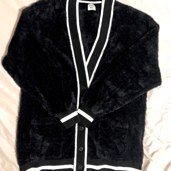 Aritzia Sunday Best Katie Kitten Cardigan - Picture 6 of 8